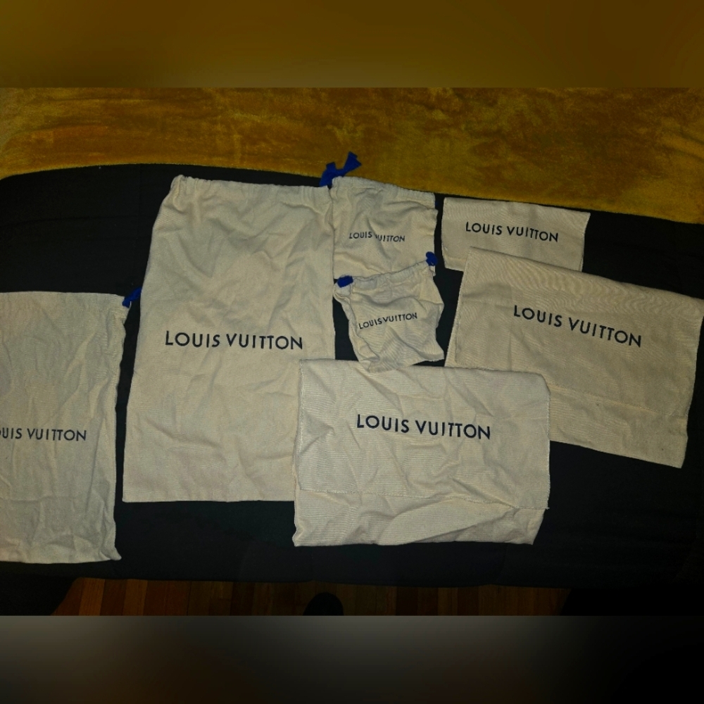 Louis Vuitton Cream Dust Bags with Blue Accents